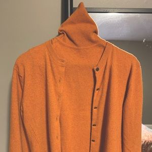 Hermes vintage orange %100 cashmere turtleneck sweater set in Medium.